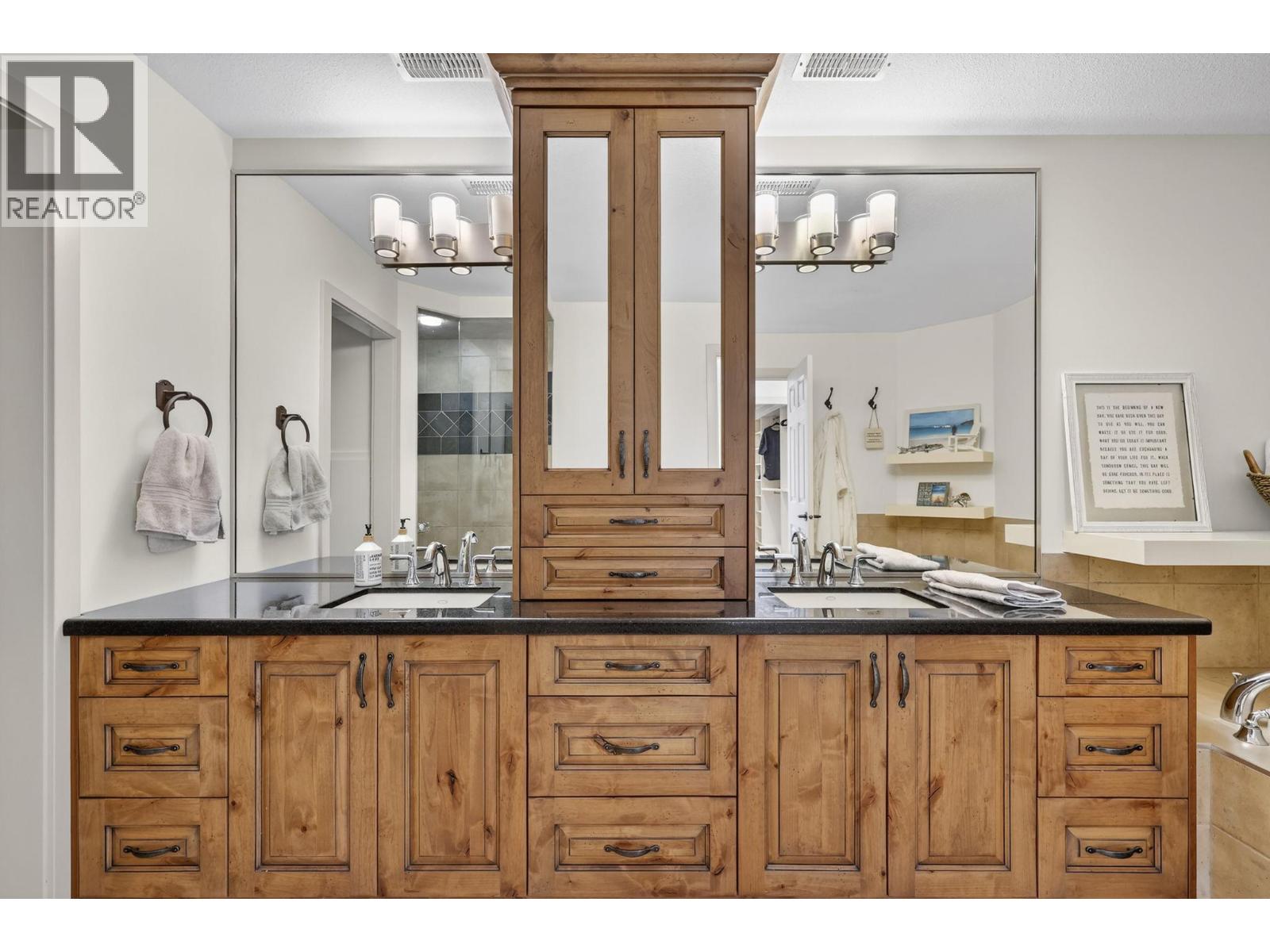 2589 Whitworth Road Unit# 8, West Kelowna