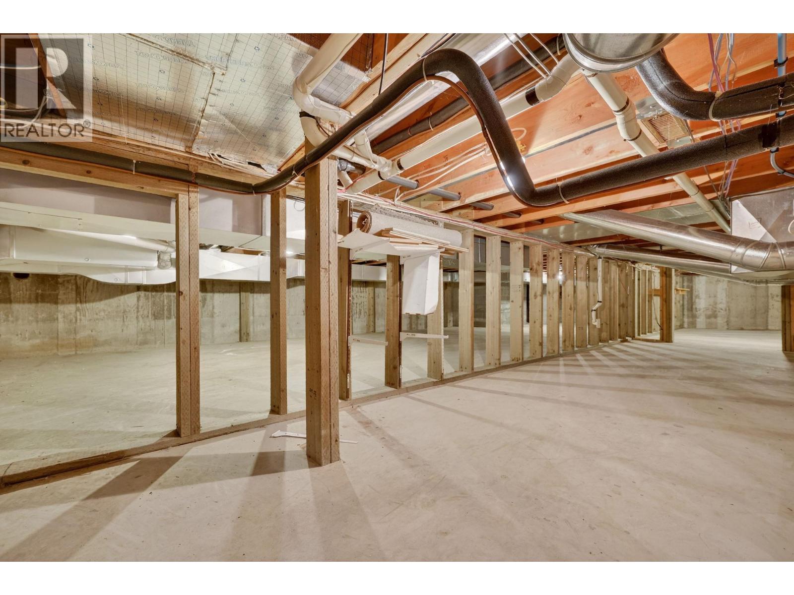 2589 Whitworth Road Unit# 8, West Kelowna