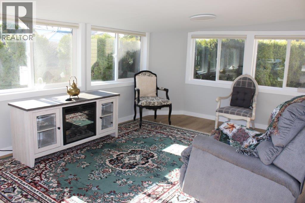 543 415 Commonwealth Road, Kelowna