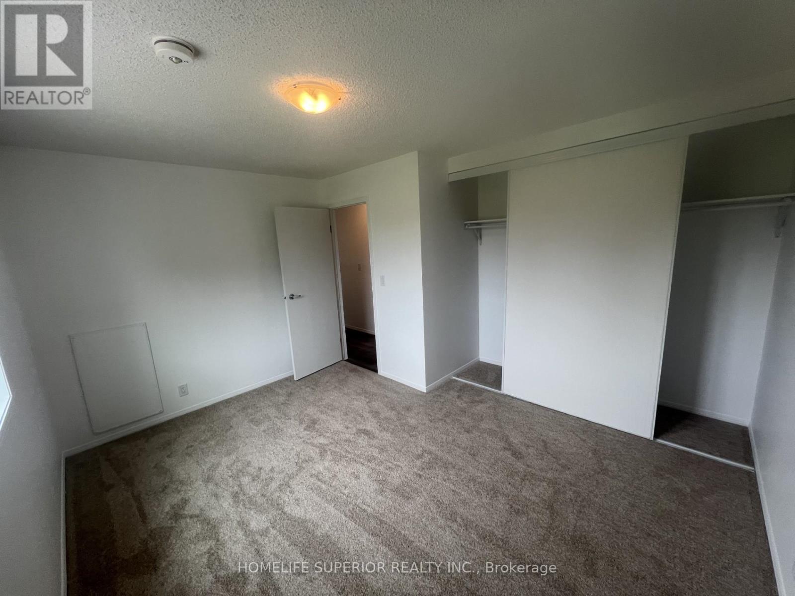 60 SAMA PARK ROAD - 18