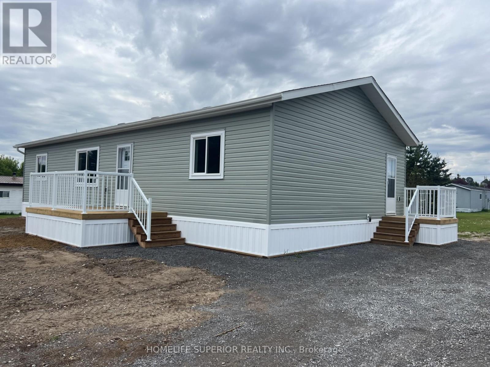 60 SAMA PARK ROAD - 2