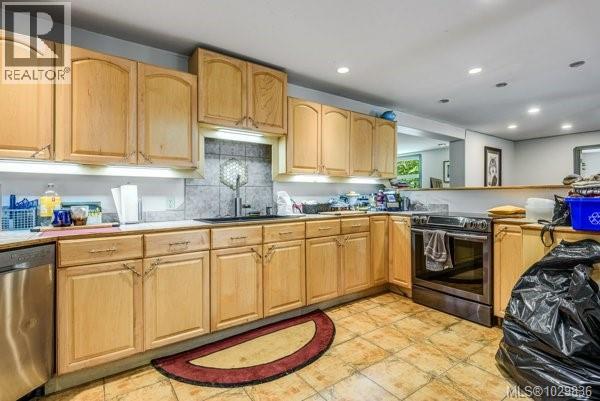 2524 MACAULAY RD - 14