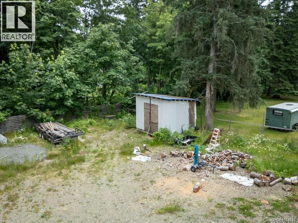 2524 MACAULAY RD - 38