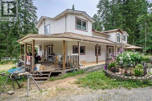 2524 MacAulay Rd - 6