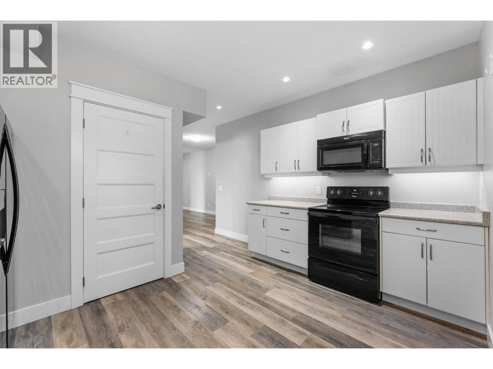 2600 Paramount Drive, West Kelowna