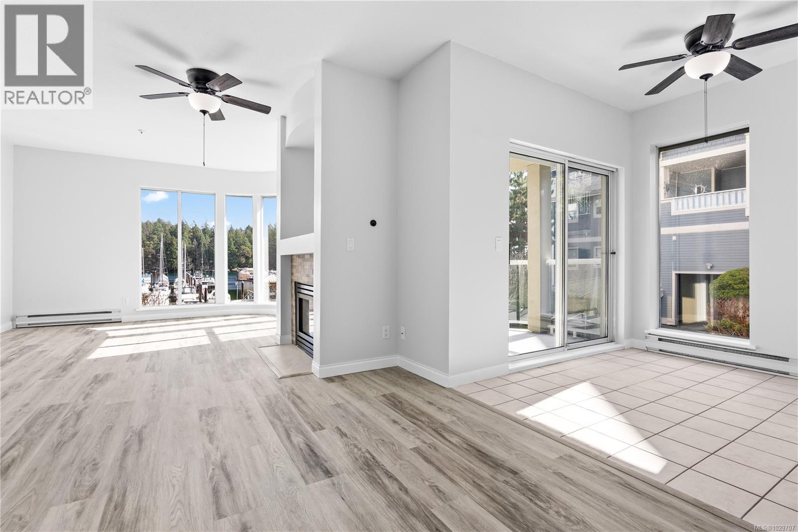 #201 566 STEWART AVE - 10