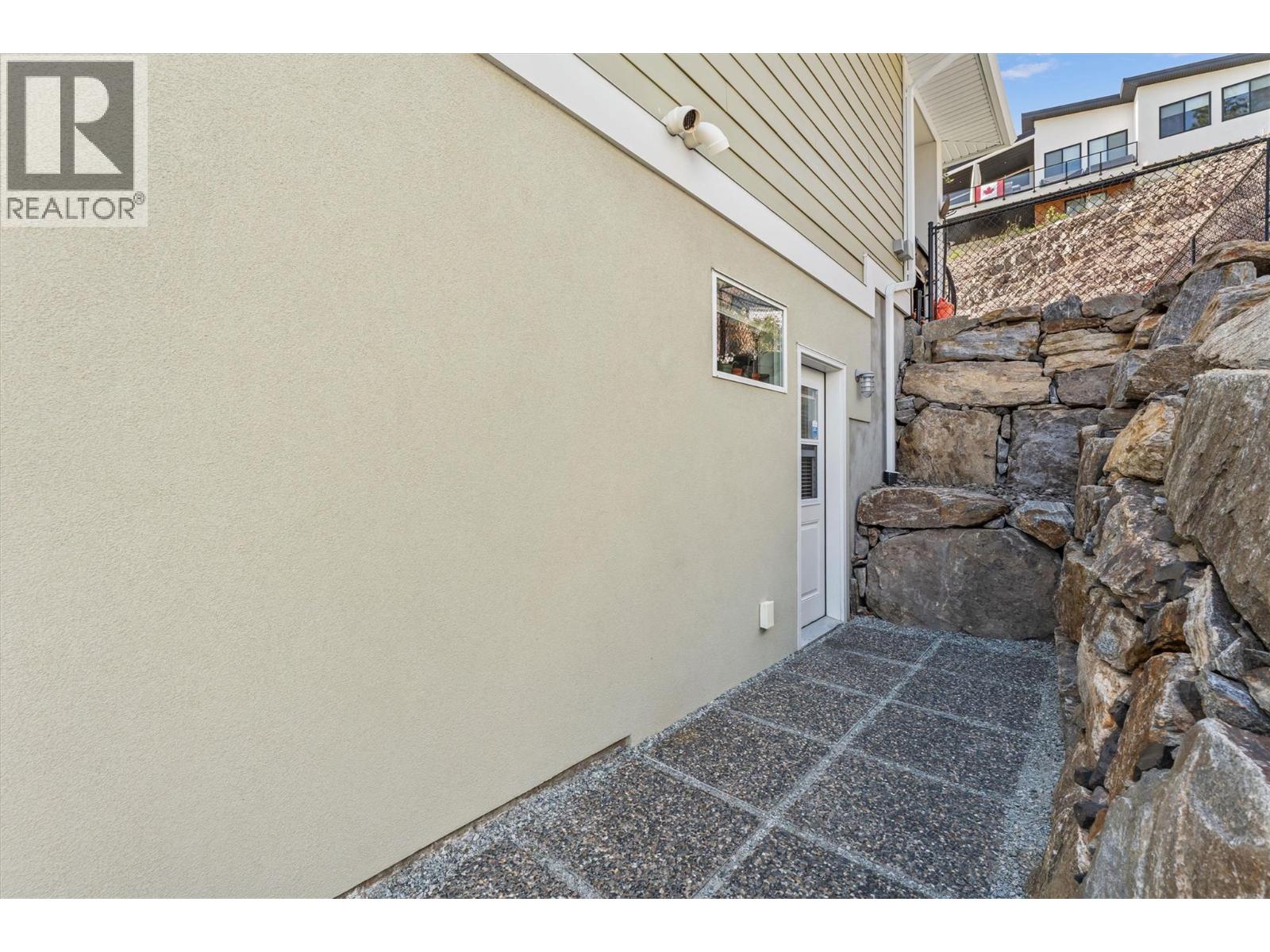 2600 Paramount Drive, West Kelowna