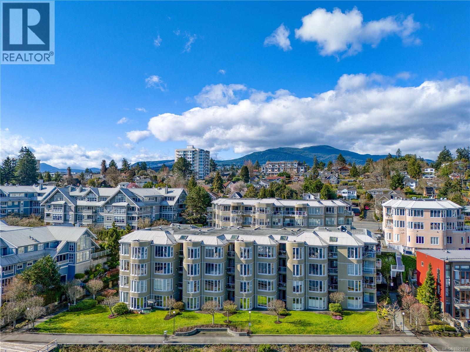 #201 566 STEWART AVE - 41