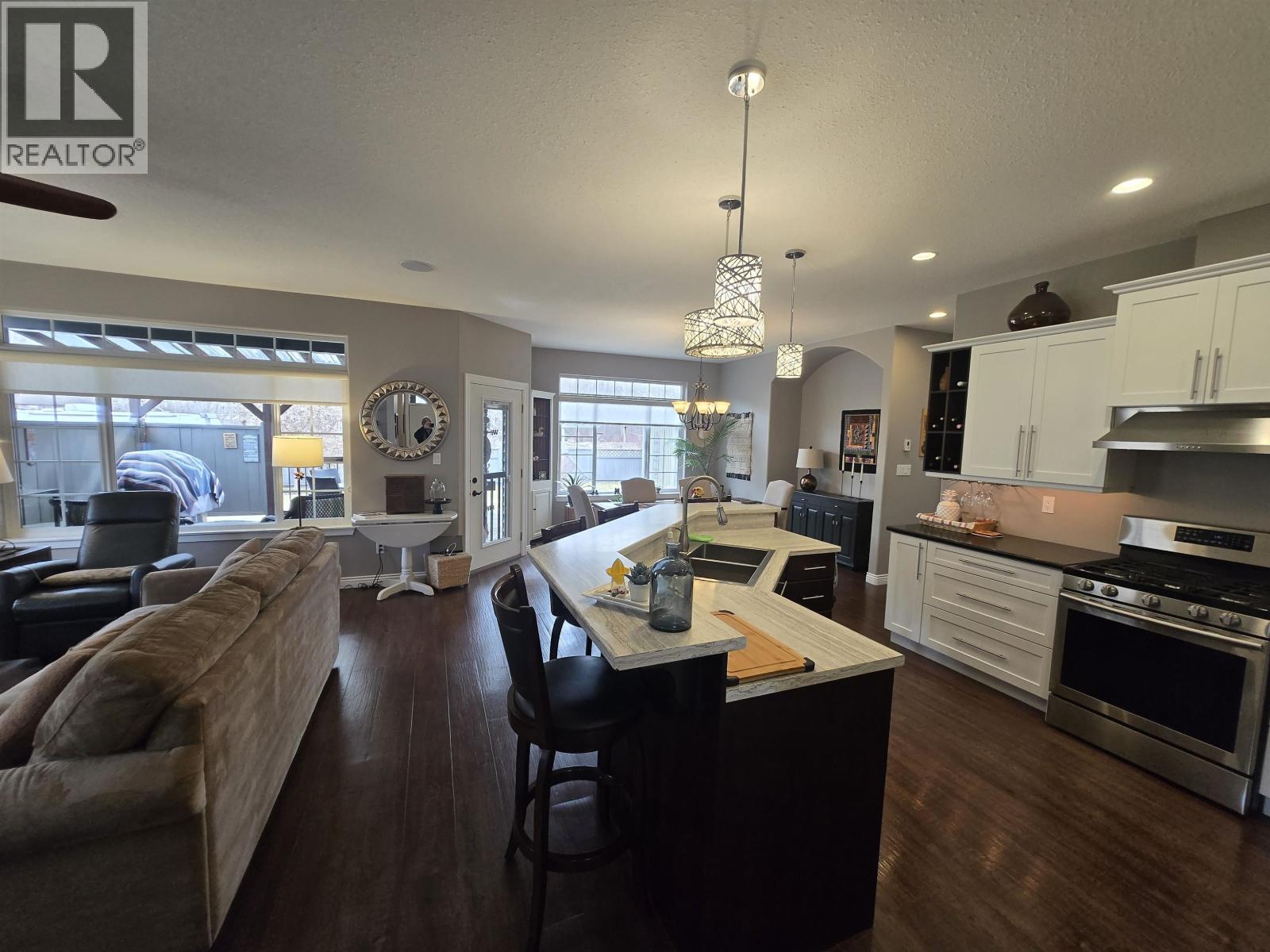 1490 JOHNSTON AVENUE, Quesnel