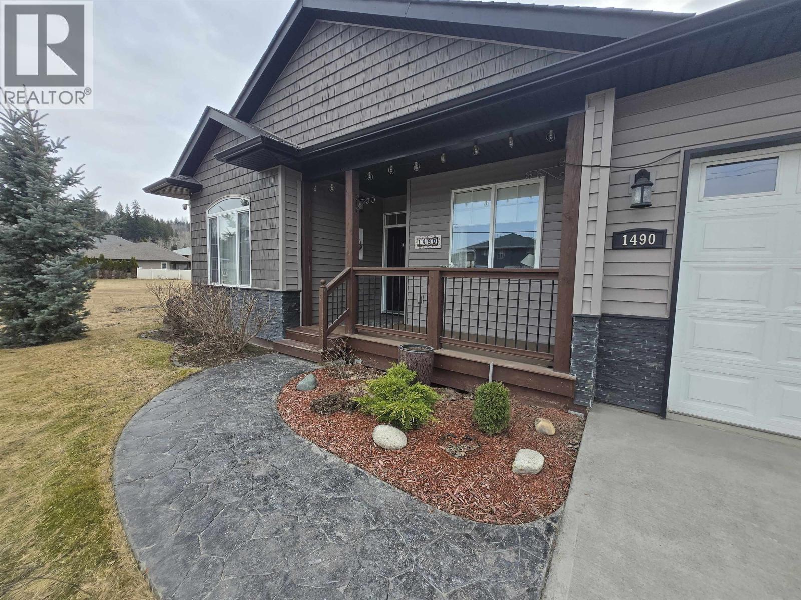 1490 JOHNSTON AVENUE, Quesnel