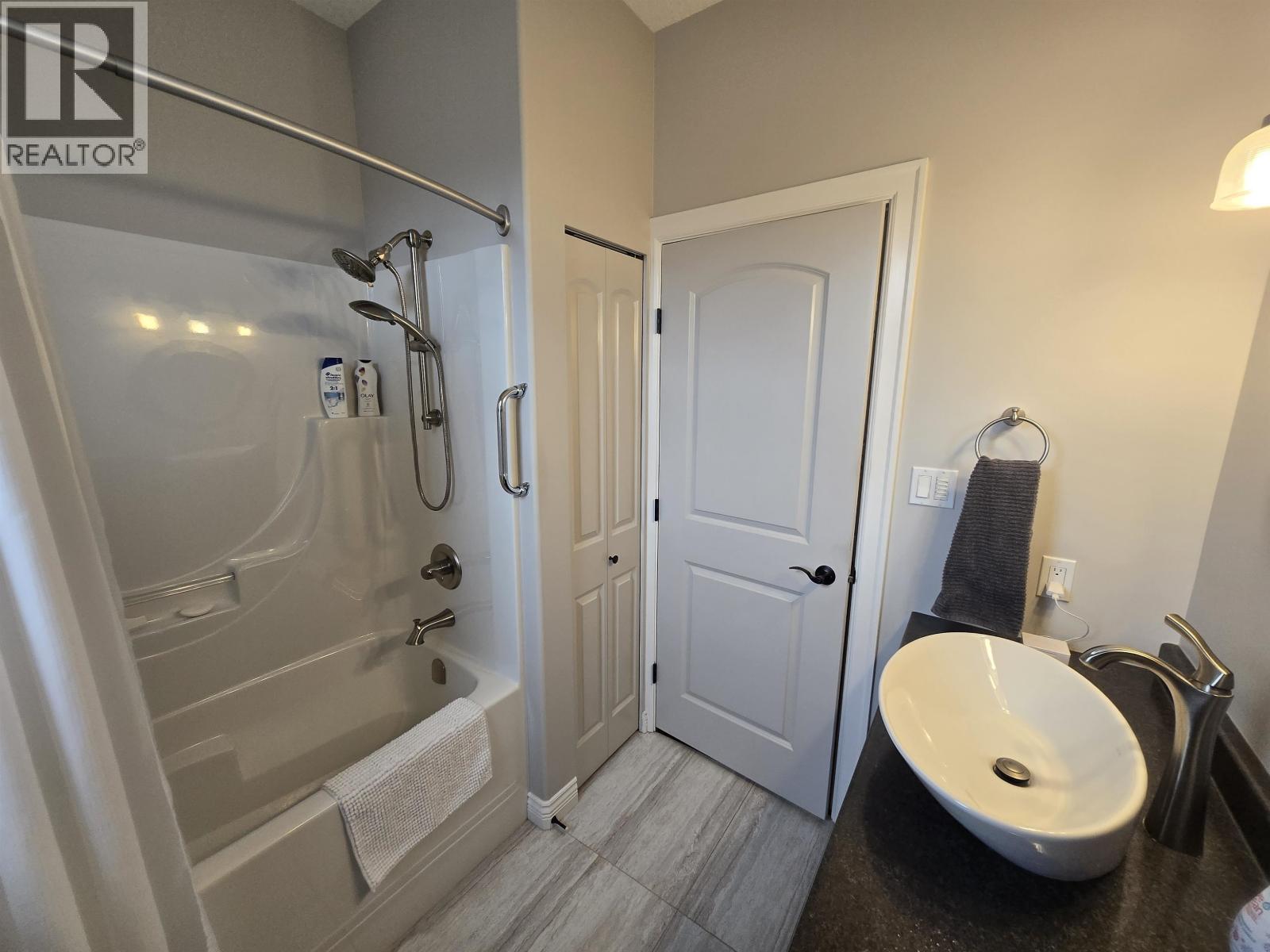 1490 JOHNSTON AVENUE, Quesnel