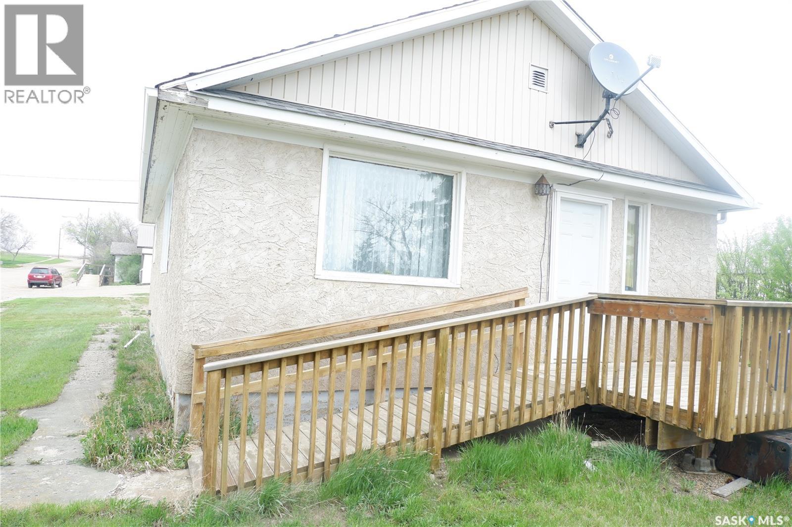 102 DOMINION AVENUE - 2