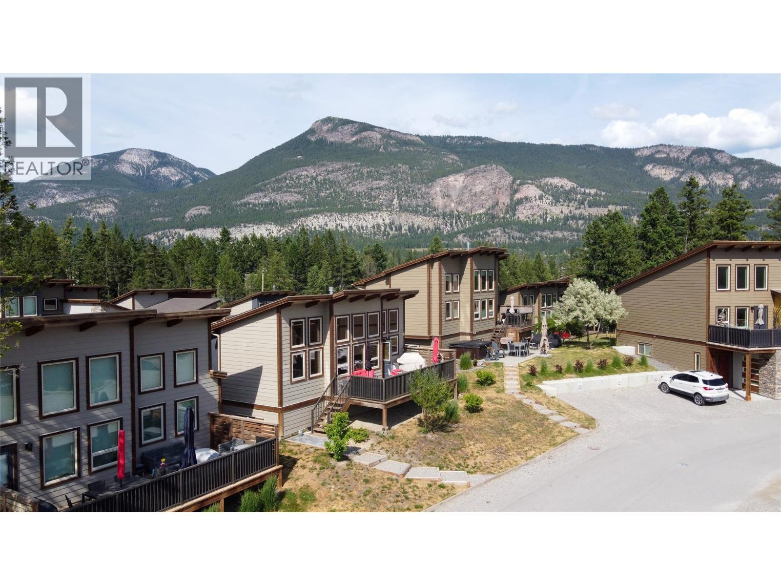 4926 Timber Ridge Road Unit# 8, Windermere