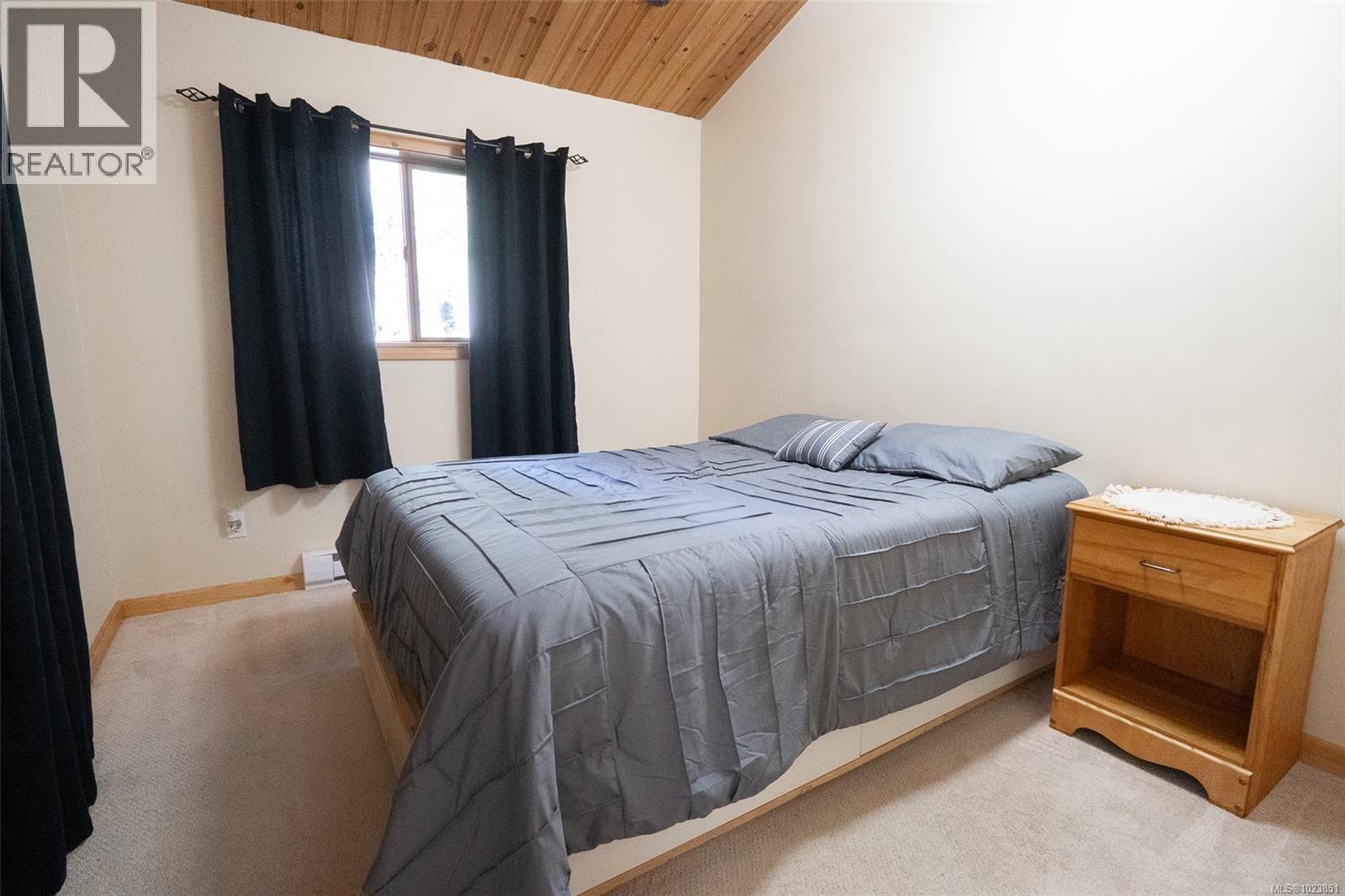  121 Thomas Road, Salt Spring