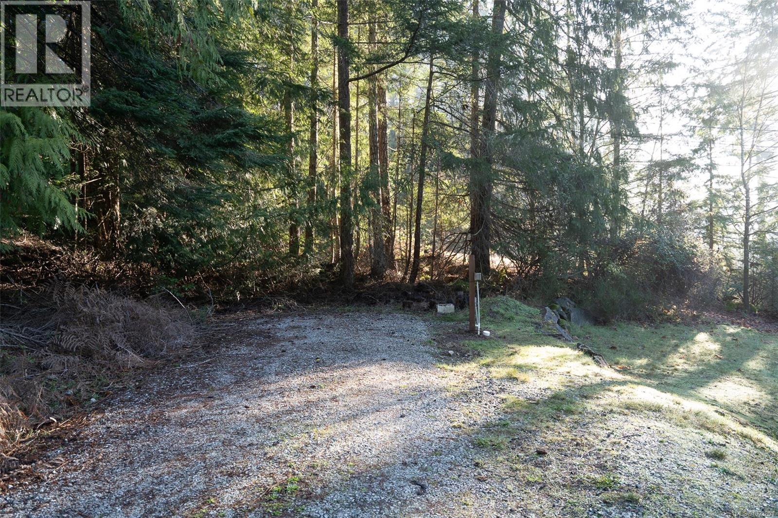 121 Thomas Rd - 37