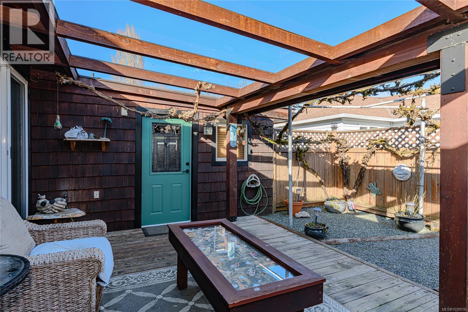 460 BUNDOCK AVE - 34