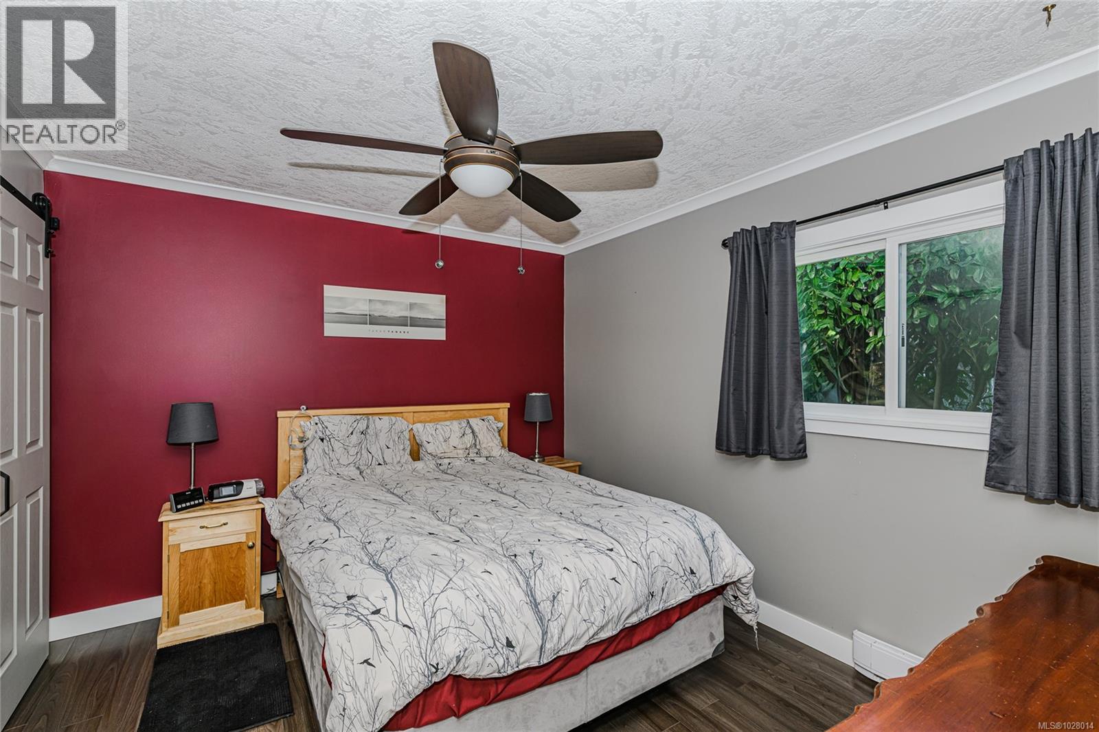 460 BUNDOCK AVE - 15