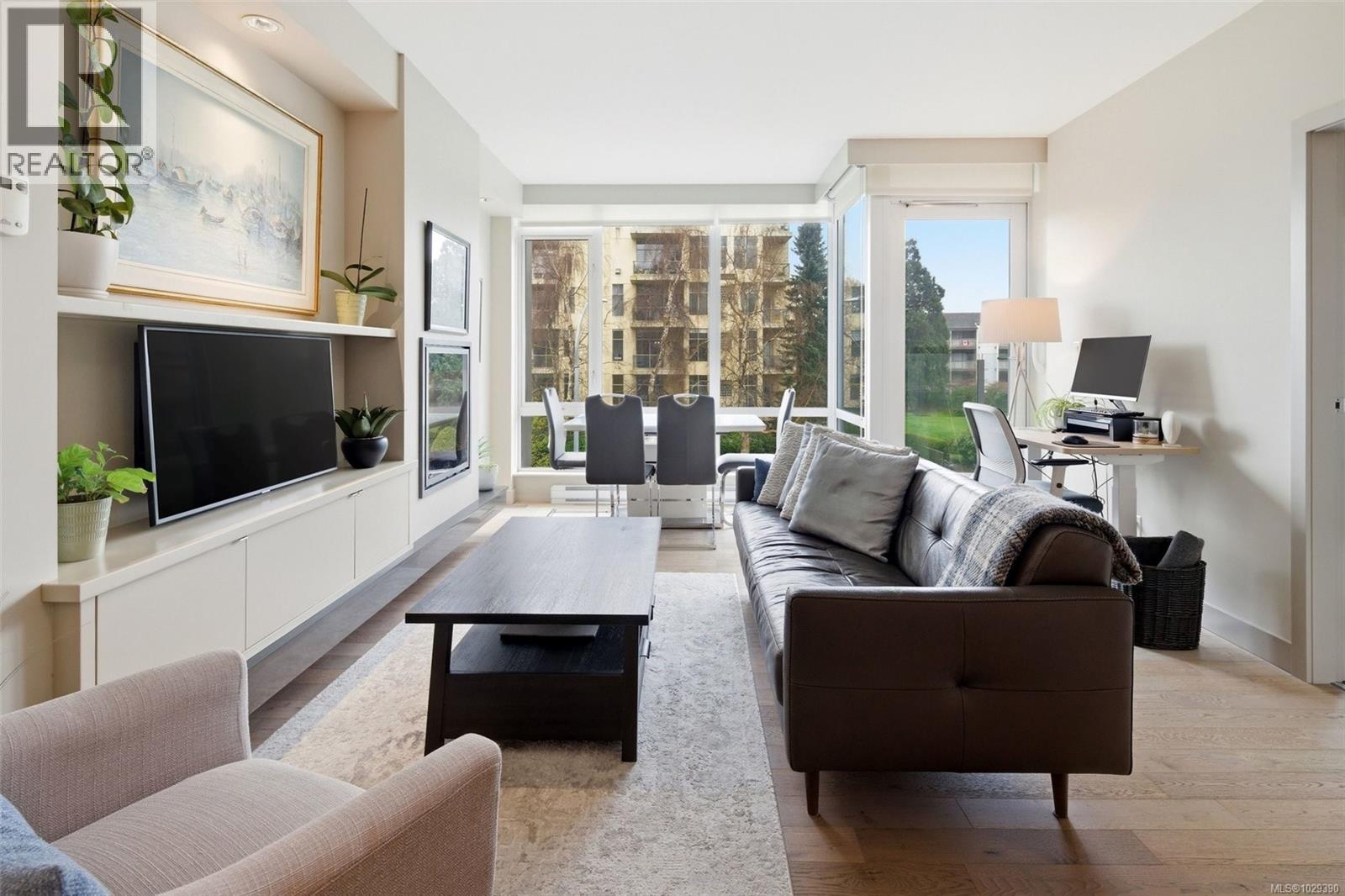 #307 200 DOUGLAS ST - 7