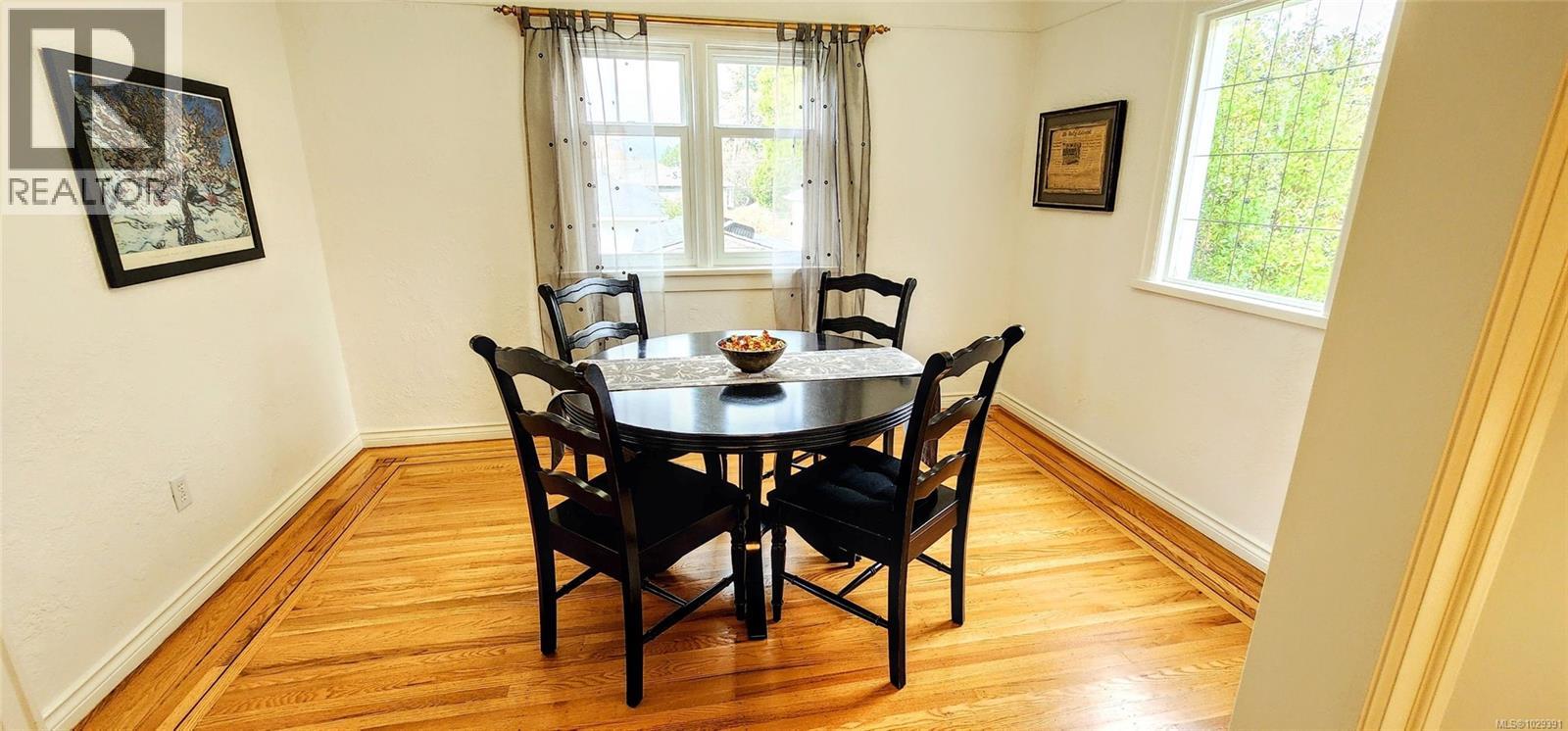 1250 ROCKLAND AVE - Image 3