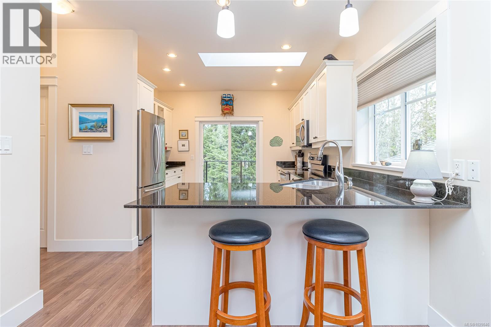 #6 5315 MILLER RD - 15