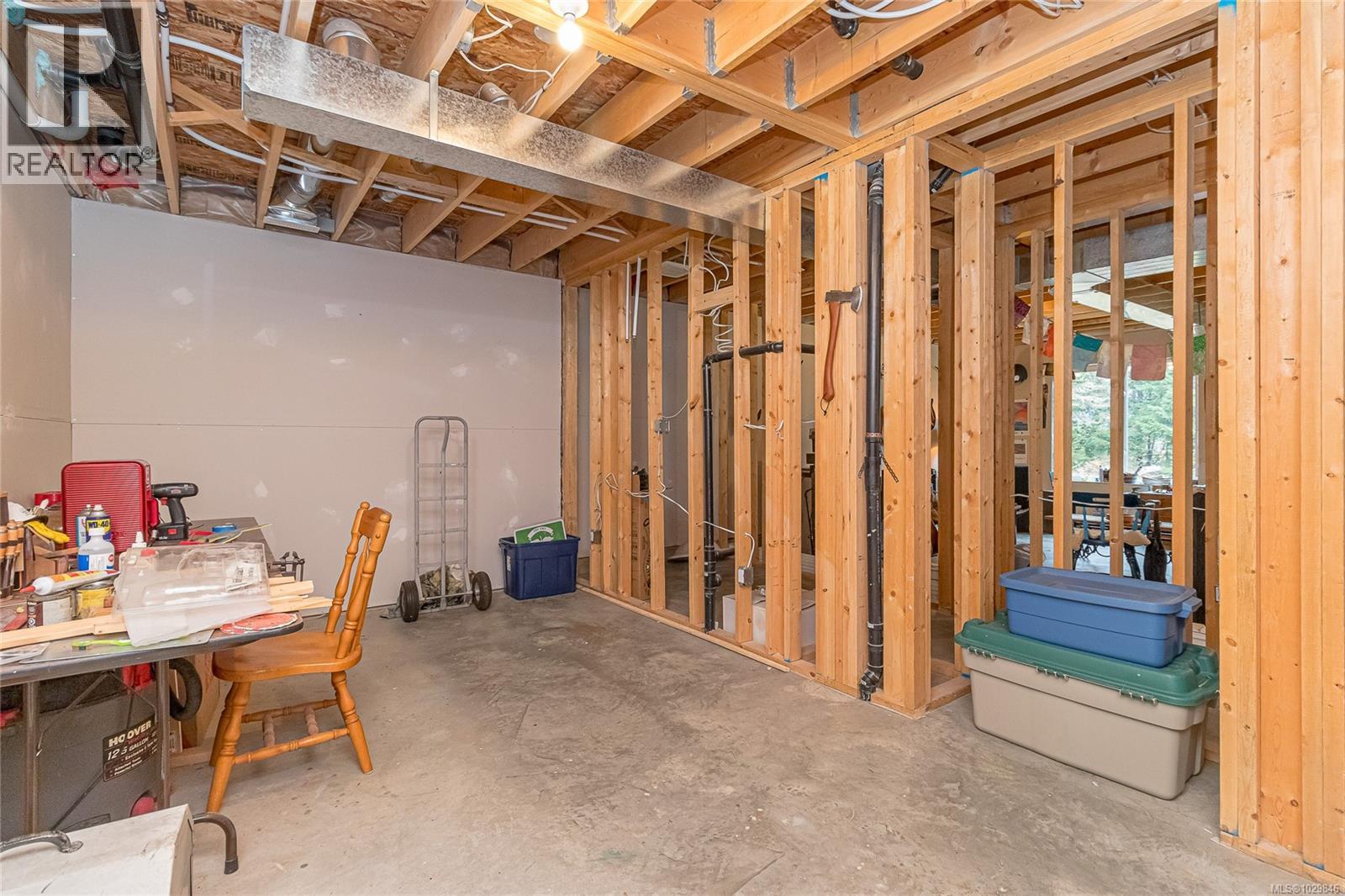 #6 5315 MILLER RD - 33