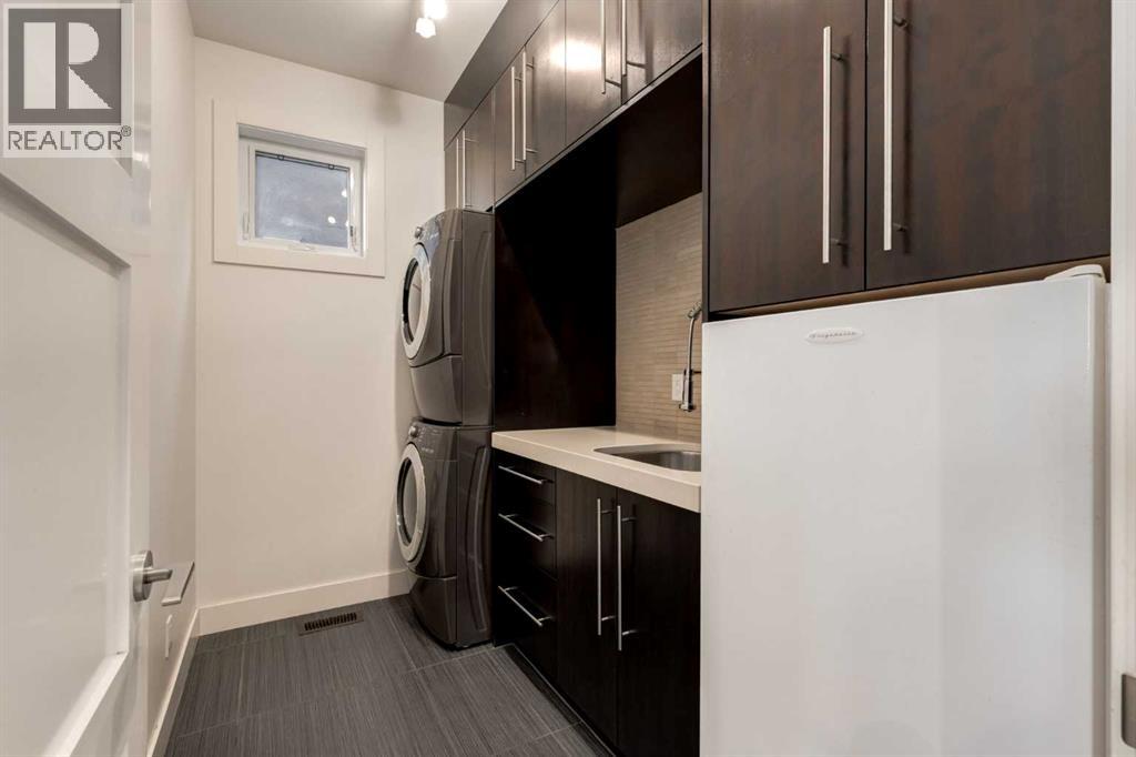 Single Family House for Sale in   Street SW Shaganappi Calgary 