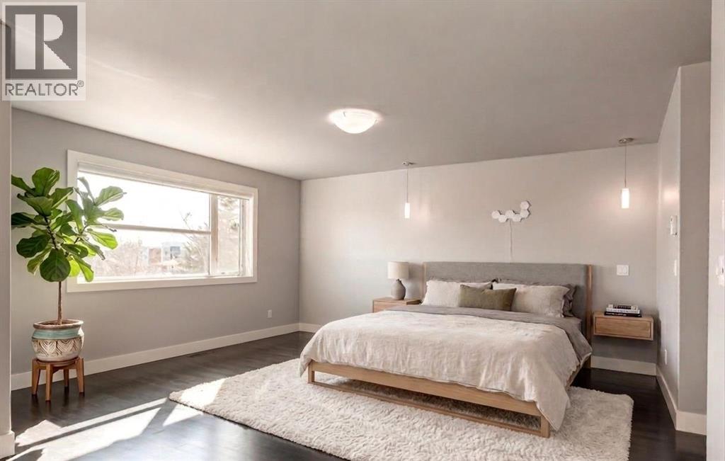 Single Family House for Sale in   Street SW Shaganappi Calgary 