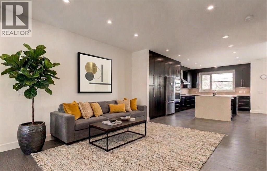 Single Family House for Sale in   Street SW Shaganappi Calgary 