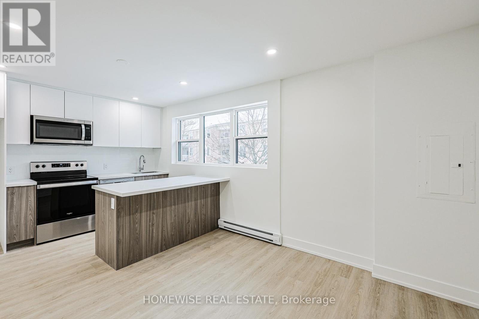 10B - 100 LIBERTY STREET N