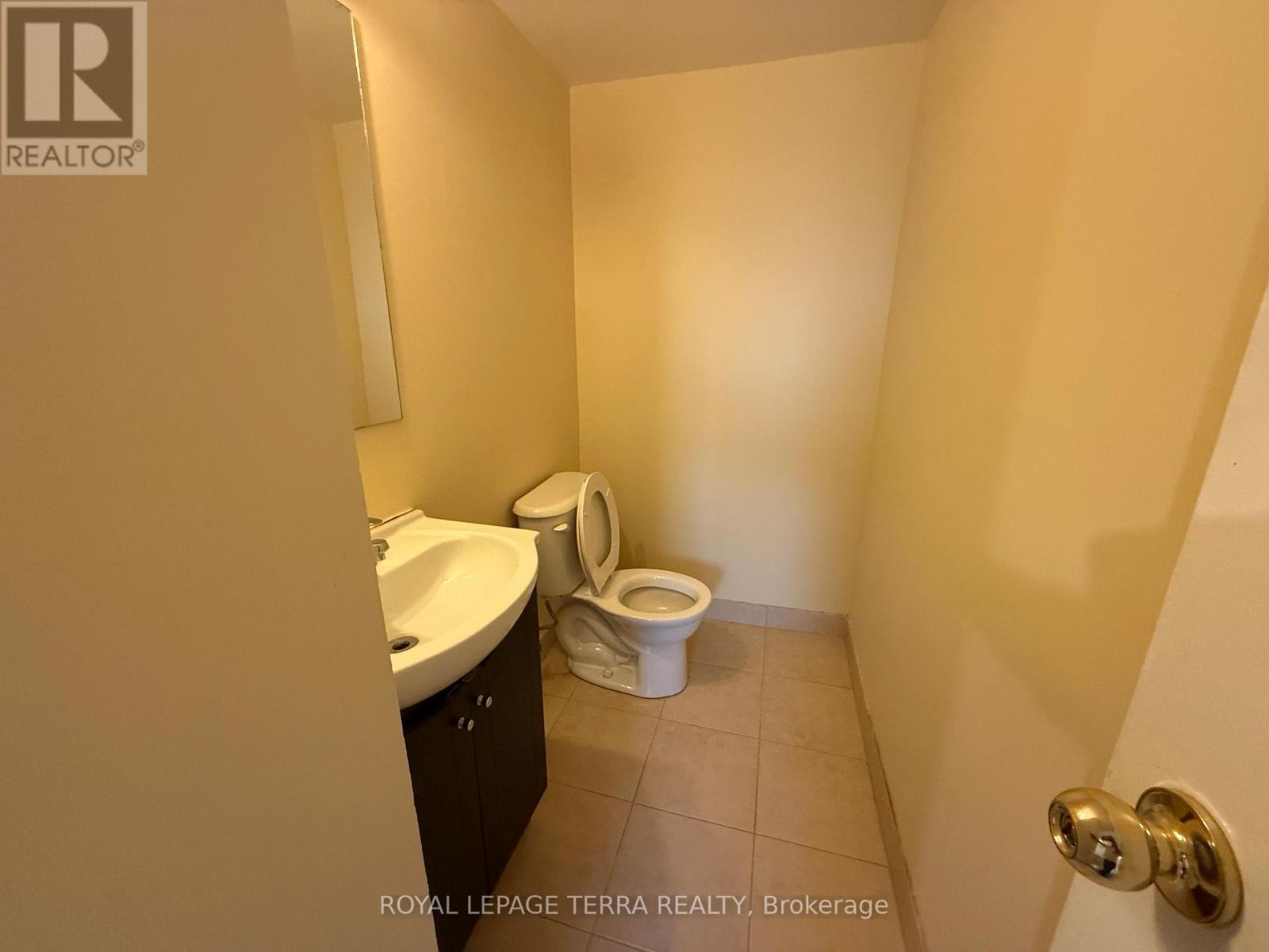 #305 1615 BLOOR STREET E - 7