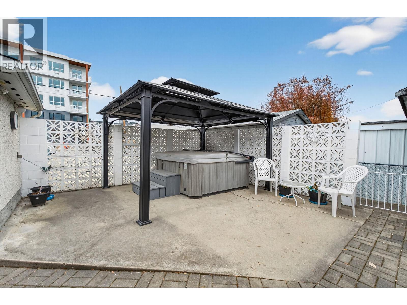 500 MCDONALD ROAD - 34