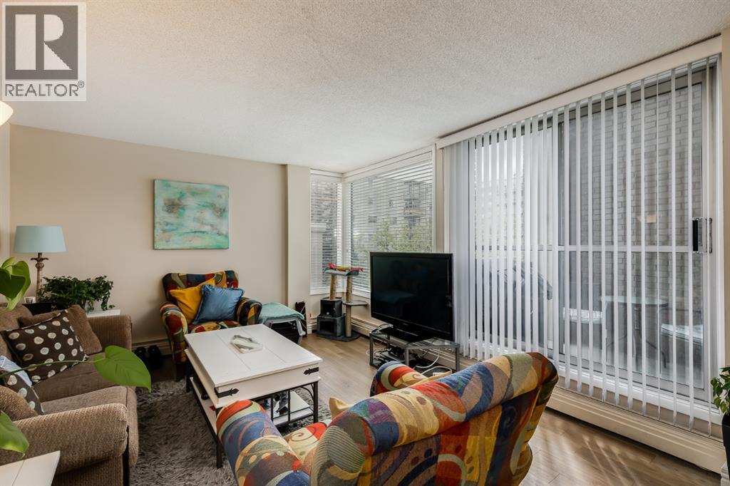 306, 1123 13 Avenue SW, Calgary, Alberta