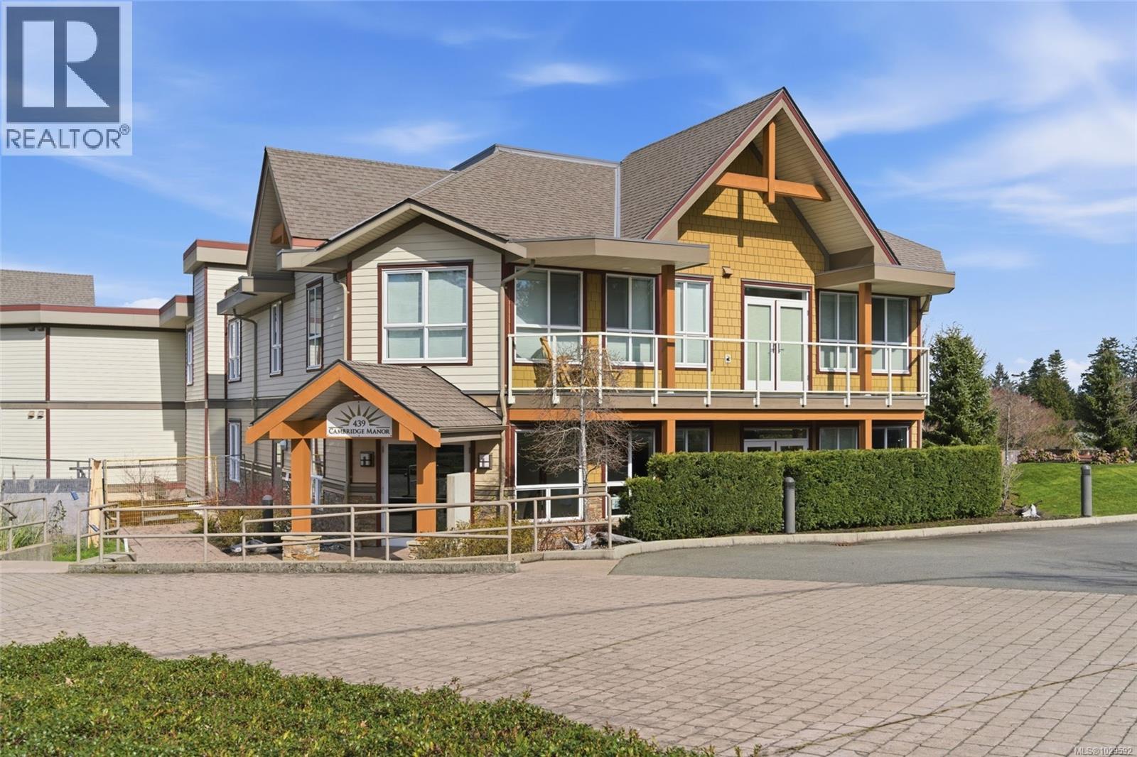 #303 439 COLLEGE RD - 9