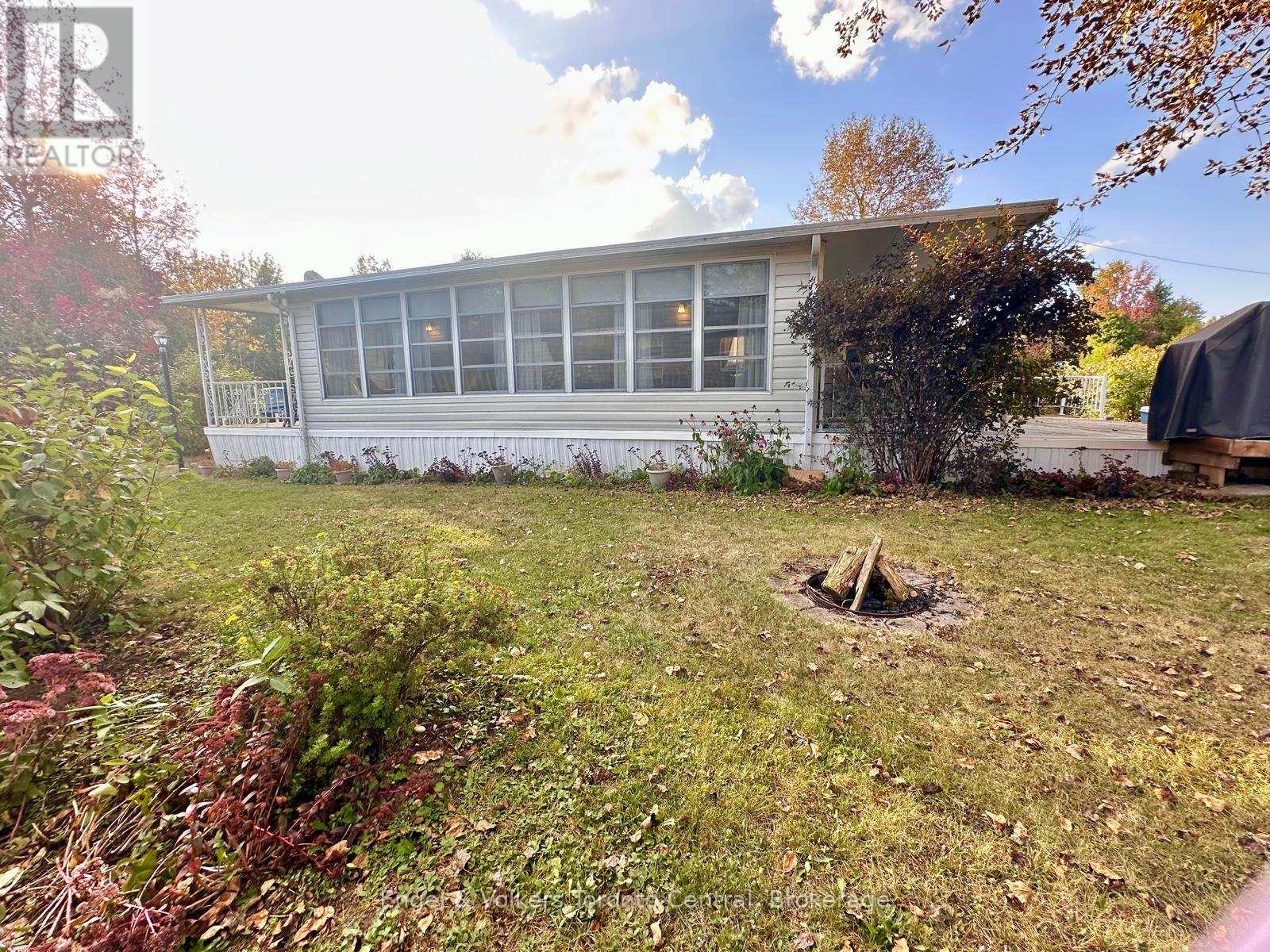 #B6 7489 SIDEROAD 5 E - 40
