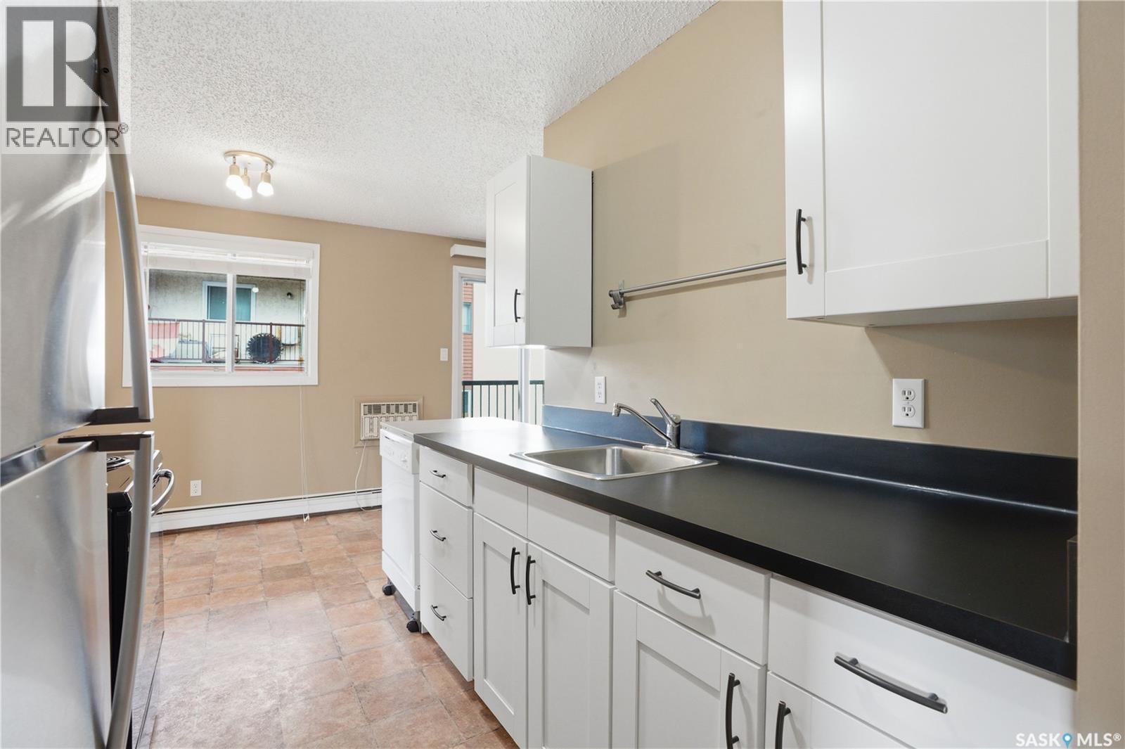 Single Family House Low rise for Sale in B  th STREET E Saskatoon 