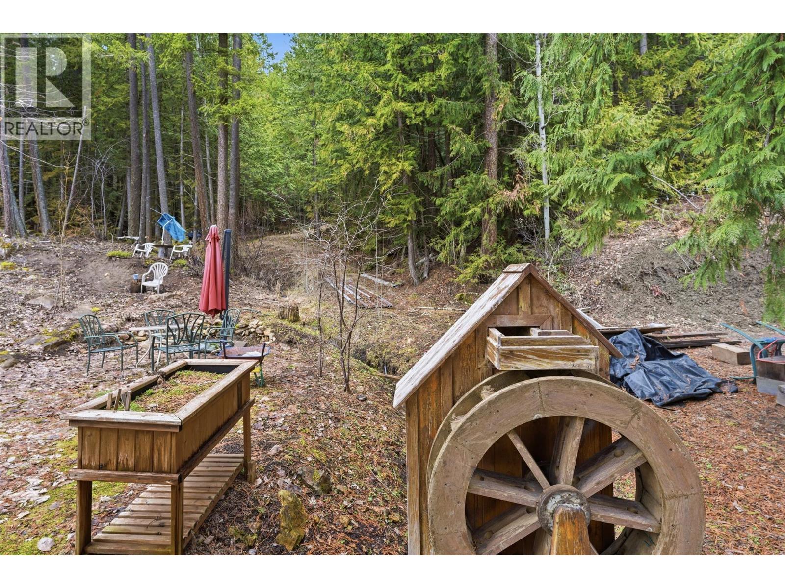  7463 Black Road Southeast, Salmon Arm