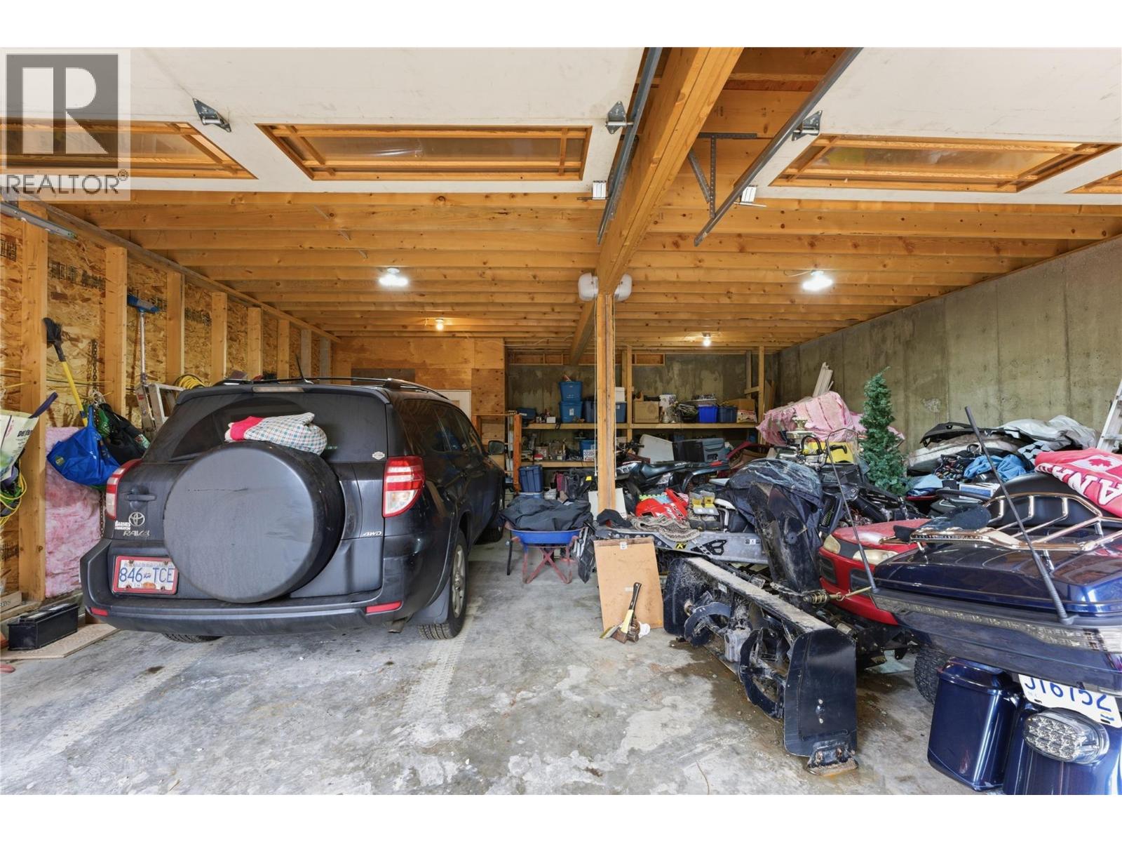  7463 Black Road Southeast, Salmon Arm