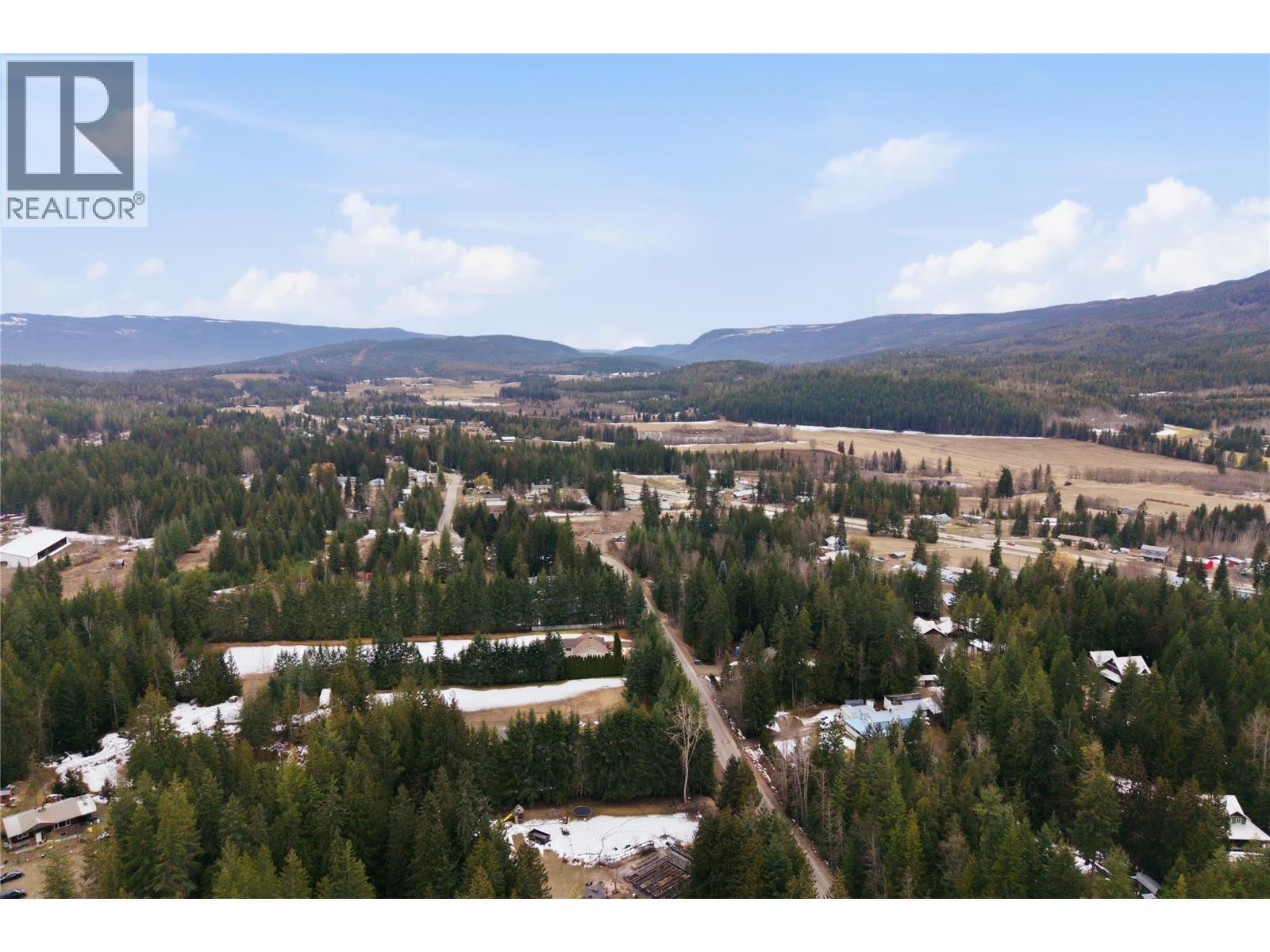  7463 Black Road Southeast, Salmon Arm