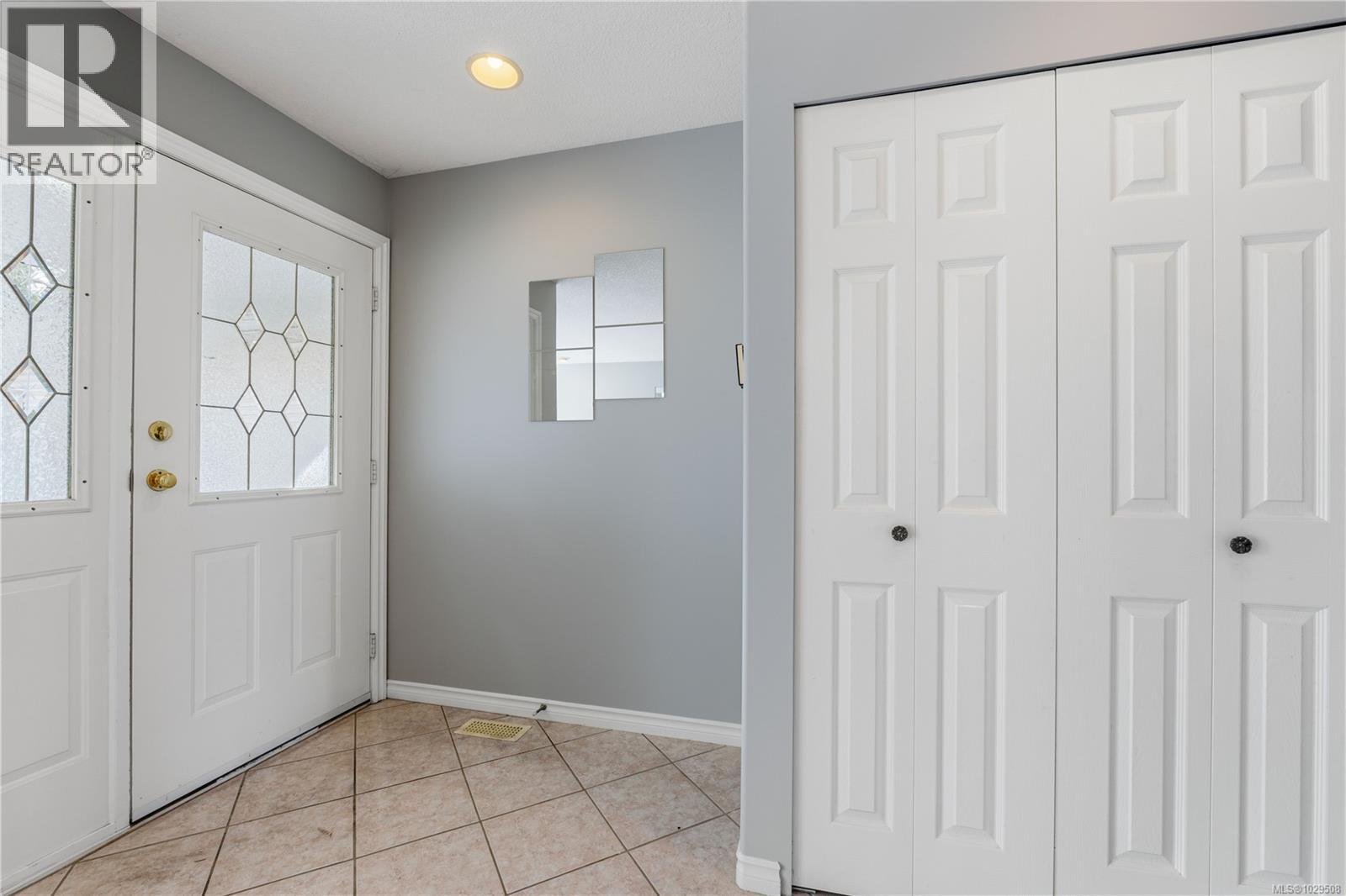 282 CARNDUFF PL - Image 3