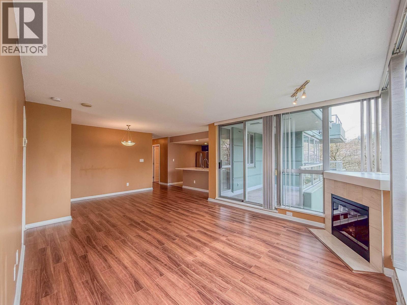 201 295 GUILDFORD WAY, Port Moody