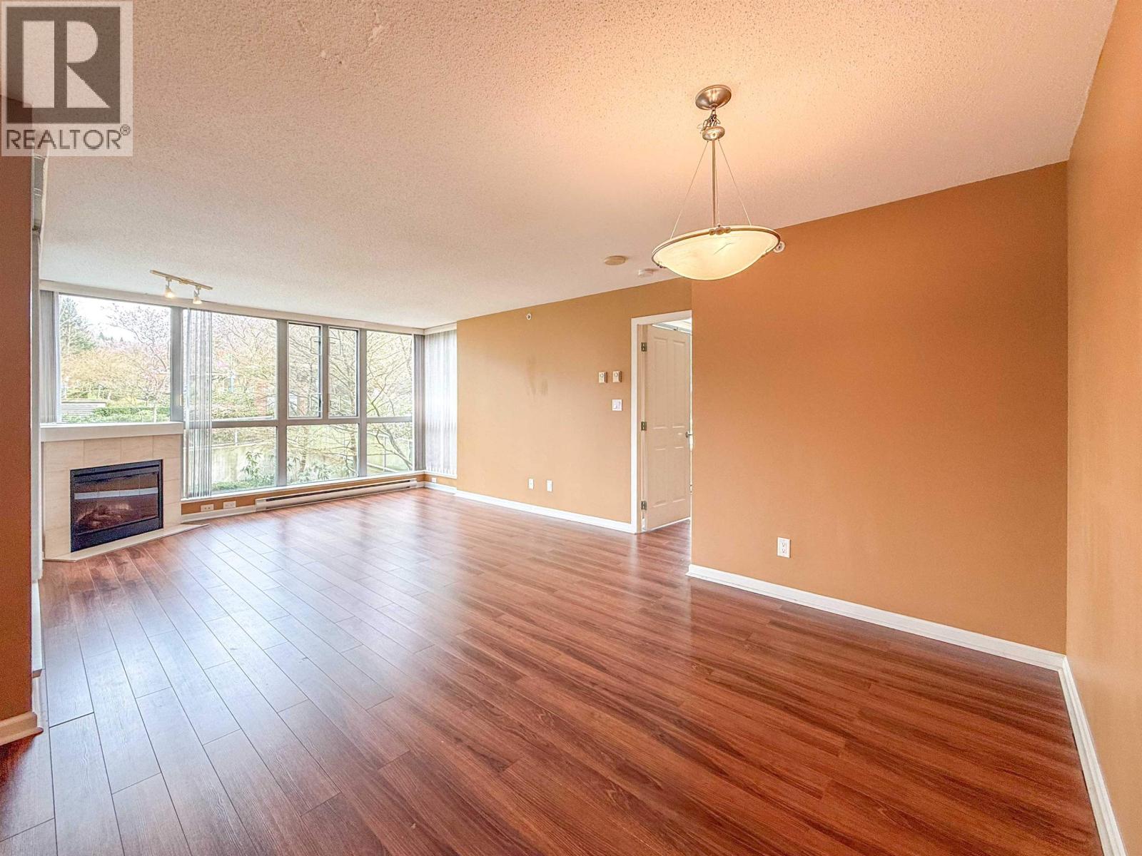 201 295 GUILDFORD WAY, Port Moody