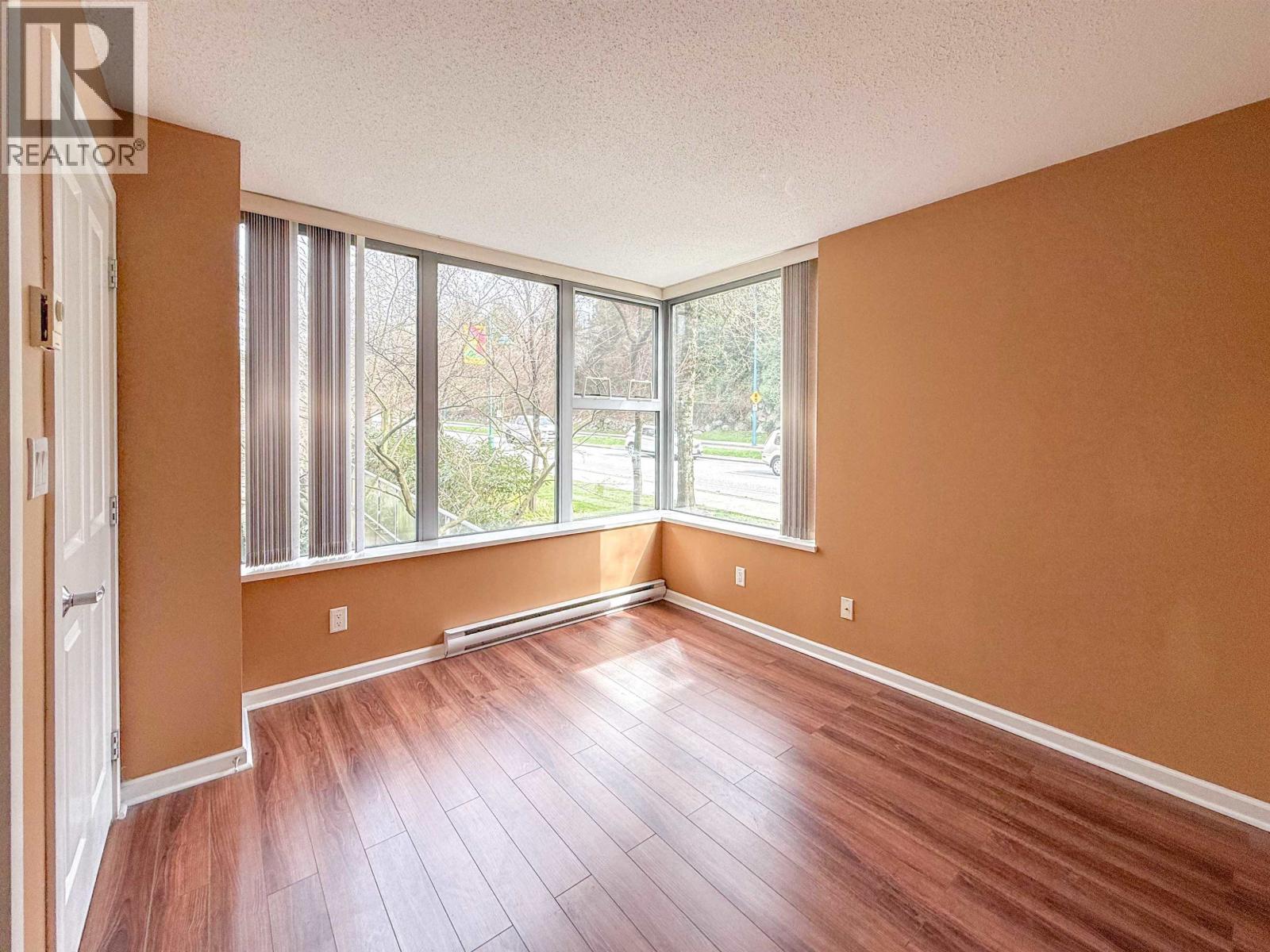 201 295 GUILDFORD WAY, Port Moody