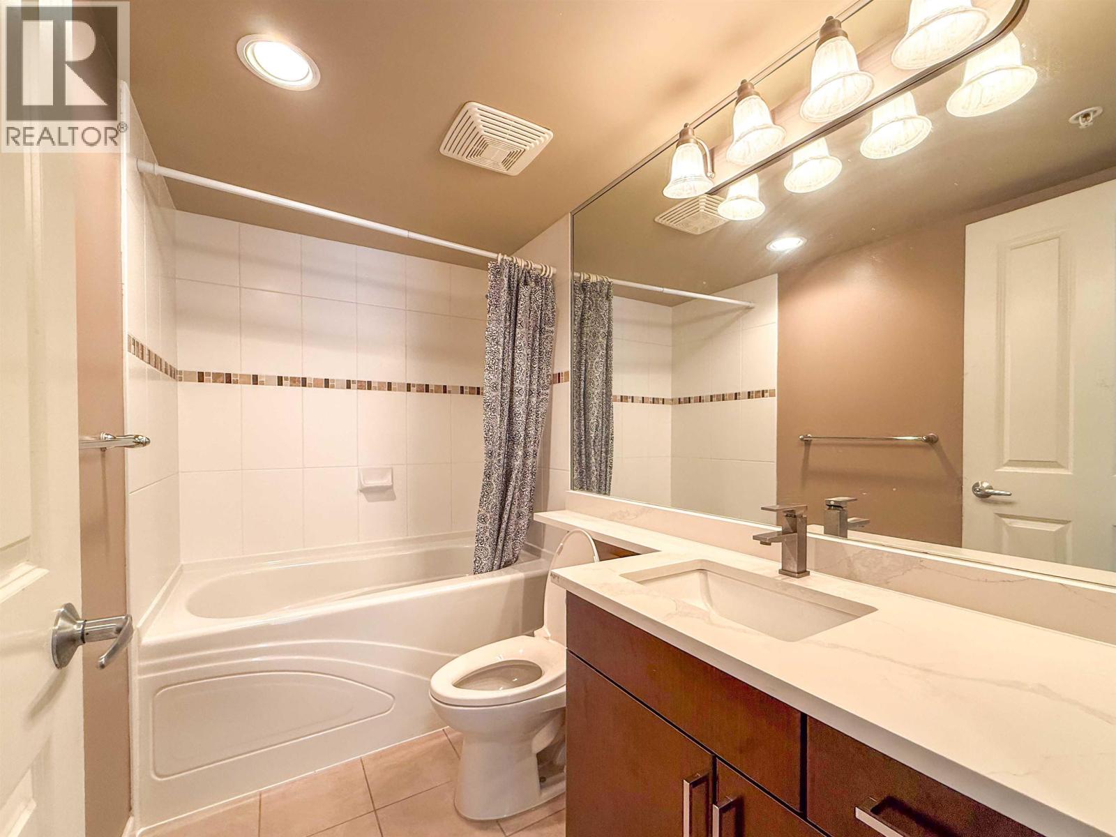 201 295 GUILDFORD WAY, Port Moody