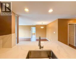 201 295 Guildford Way, Port Moody, BC V3H5N3 Photo 6