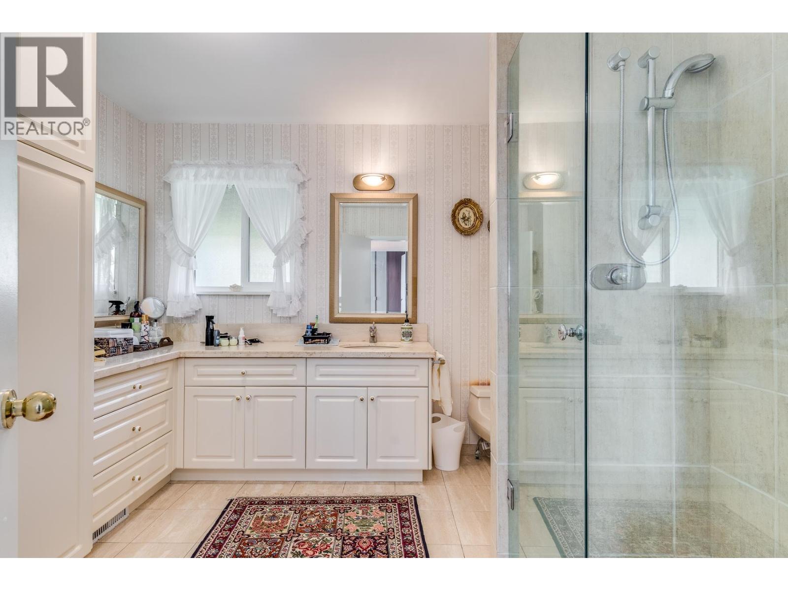 870 FARMLEIGH ROAD, West Vancouver