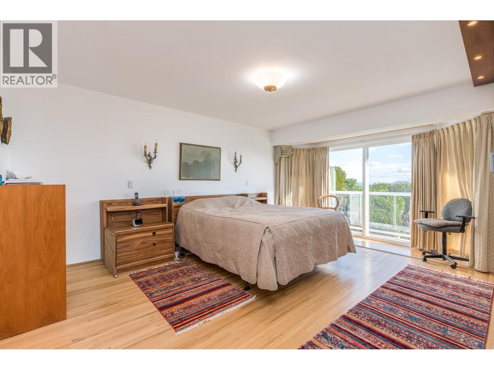 870 FARMLEIGH ROAD, West Vancouver