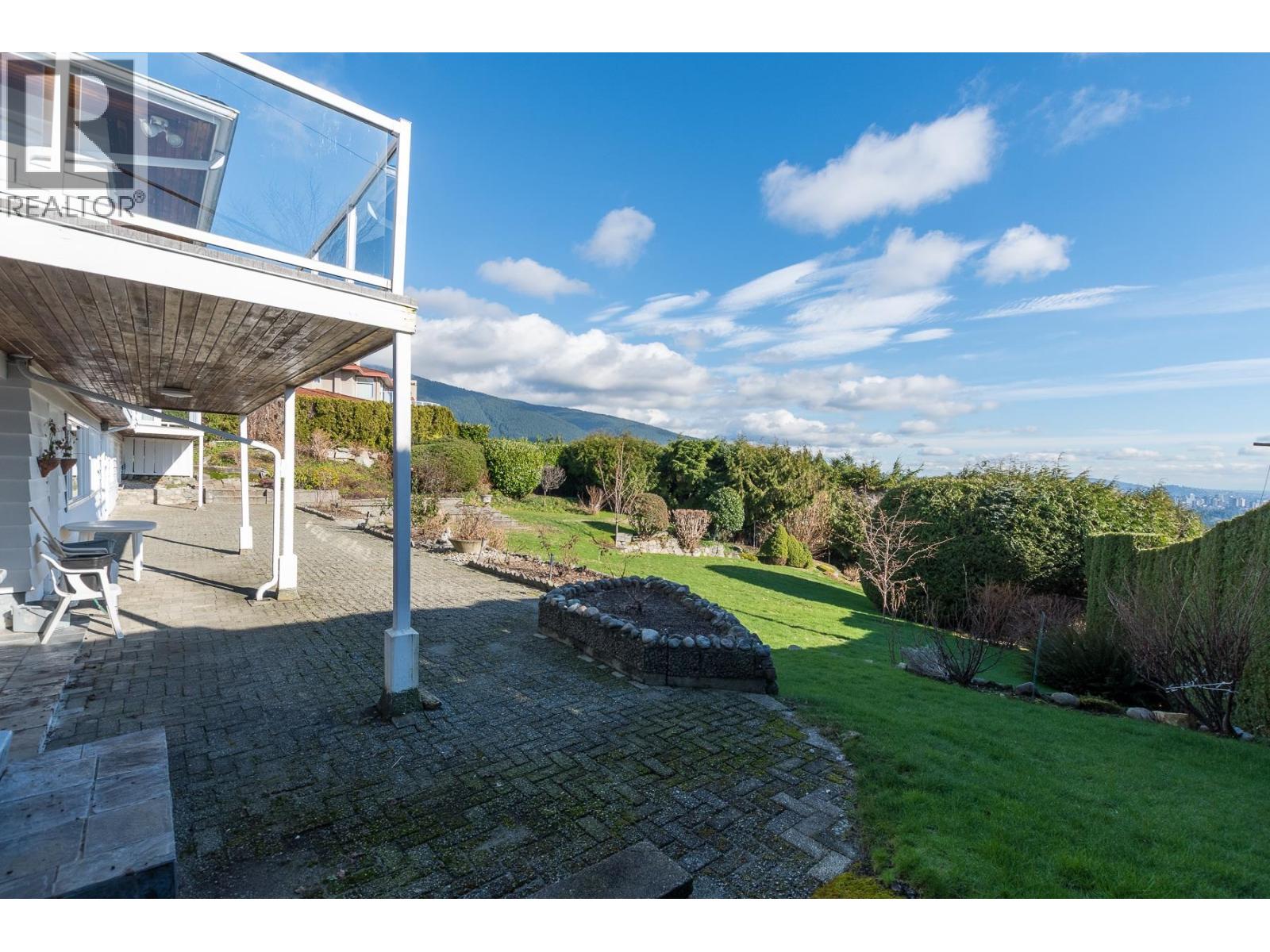 870 FARMLEIGH ROAD, West Vancouver