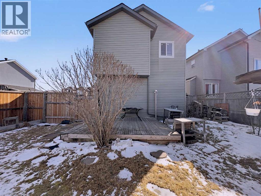 Single Family House 4 Level for Sale in  Saddlecreek Terrace NE Saddle Ridge Calgary 