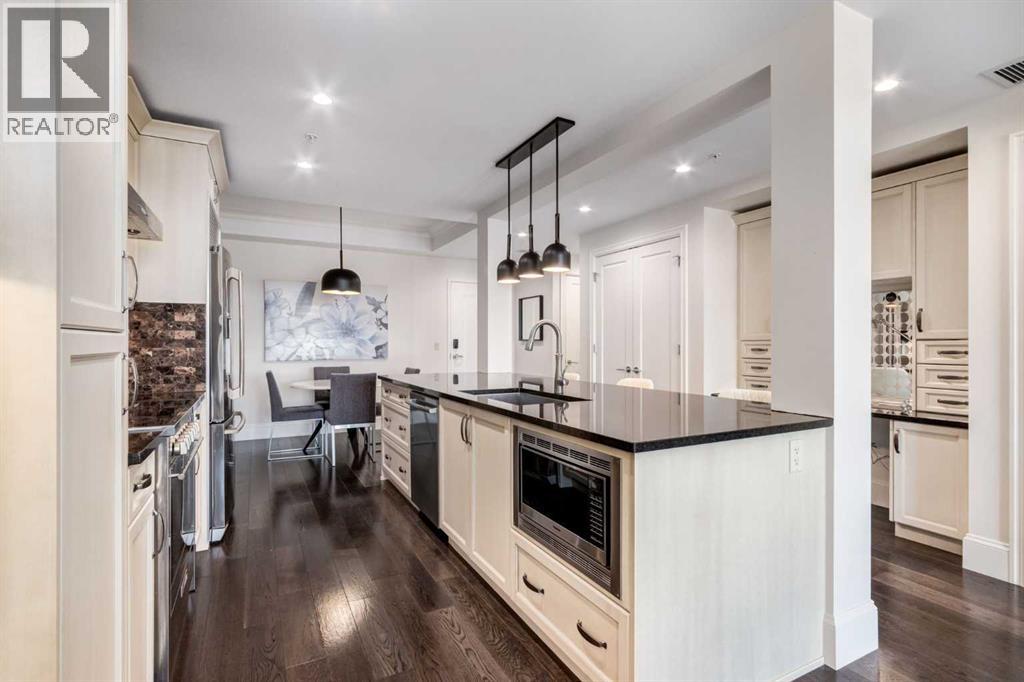 Single Family House for Sale in   Quarry Way SE Douglasdale/Glen Calgary 