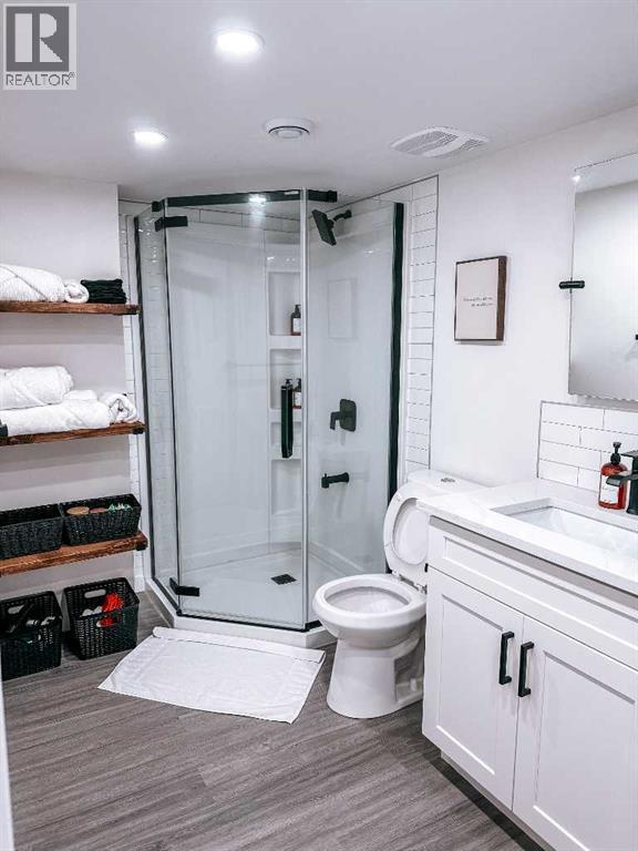 Single Family House for Sale in  Rowley Common NW Haskayne Calgary 